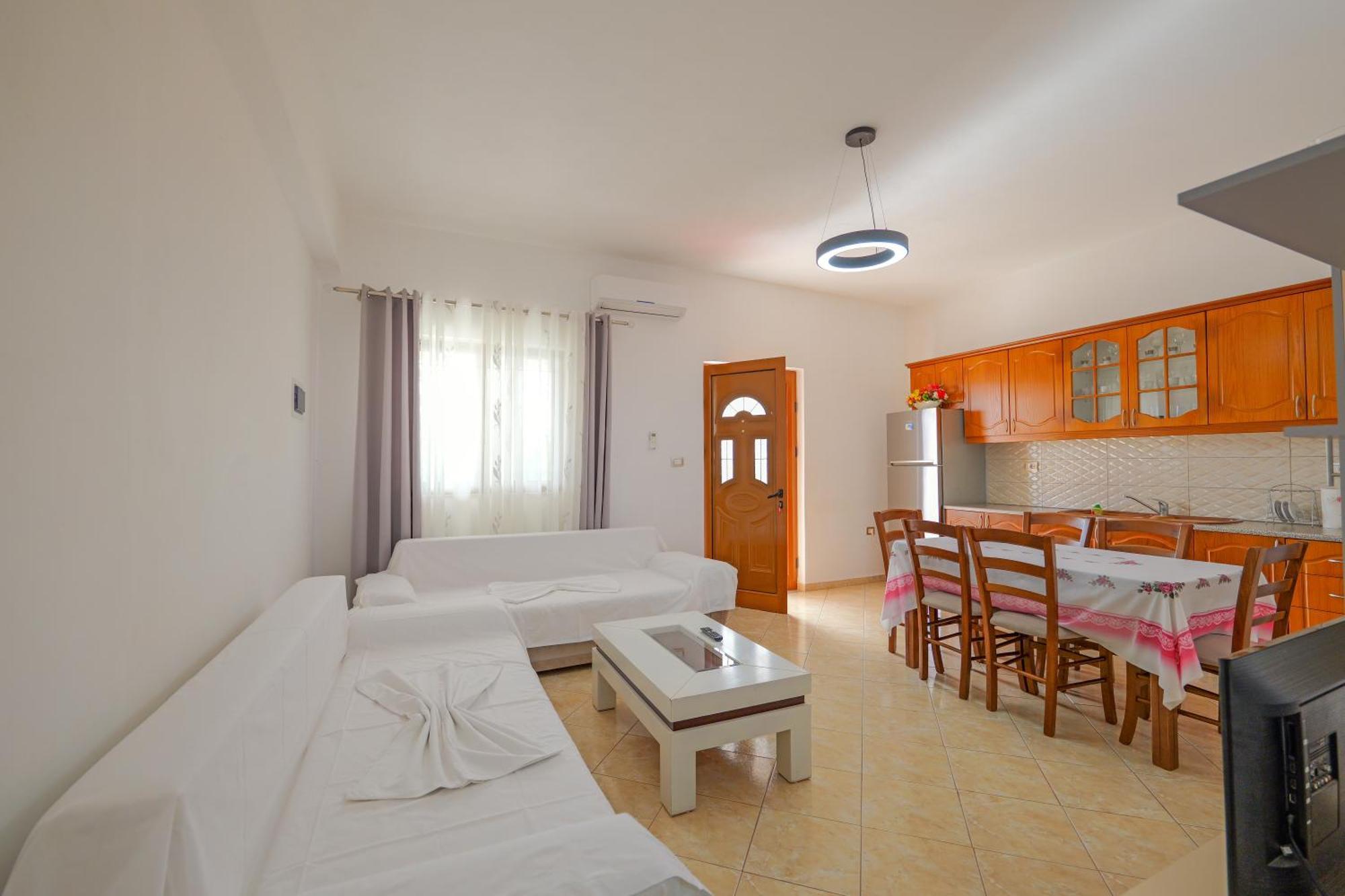 Brahimi Guest House Ksamil Exterior photo