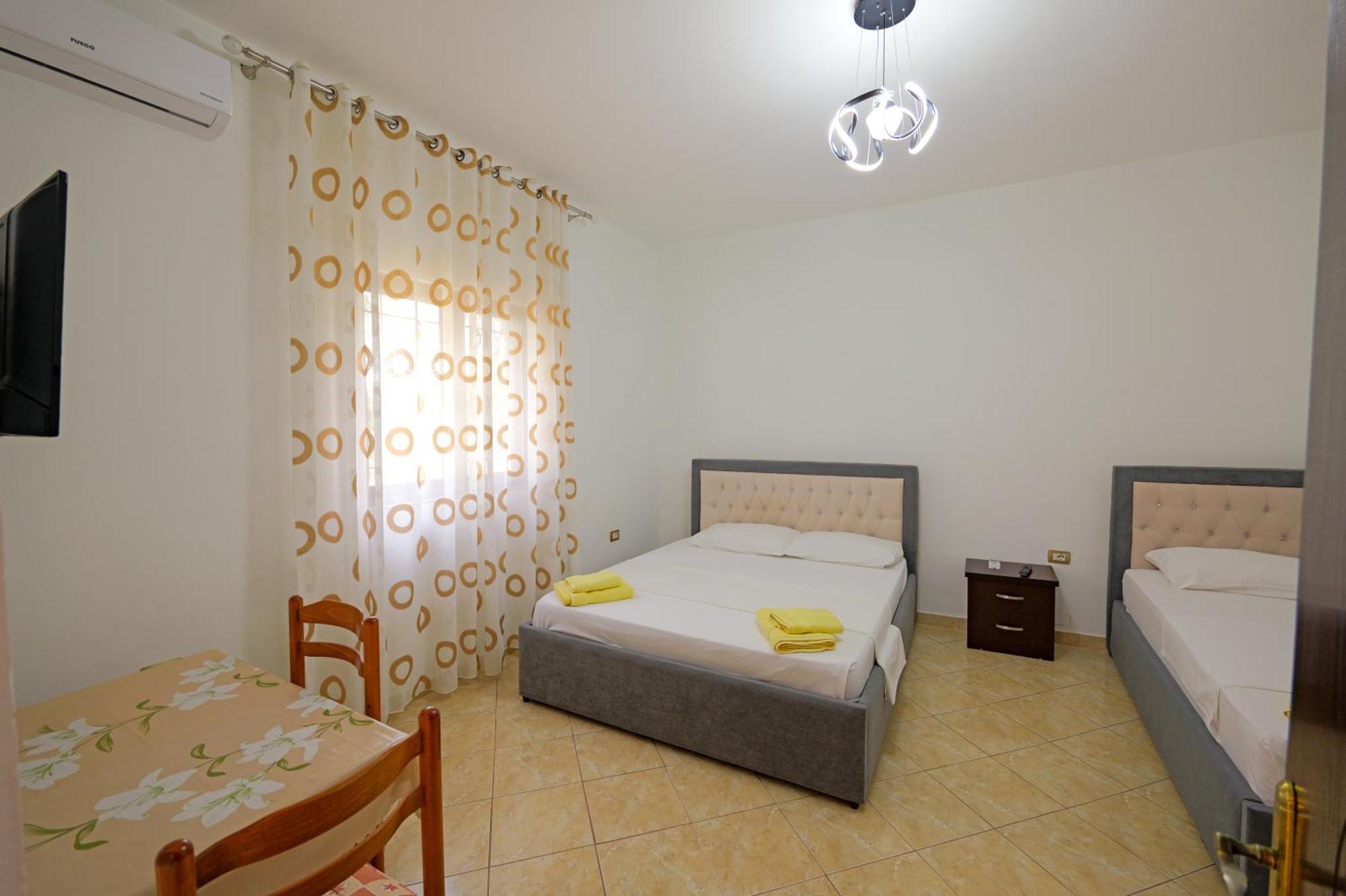 Brahimi Guest House Ksamil Exterior photo