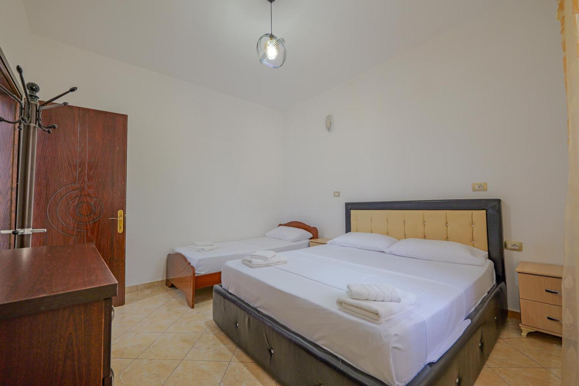 Brahimi Guest House Ksamil Exterior photo
