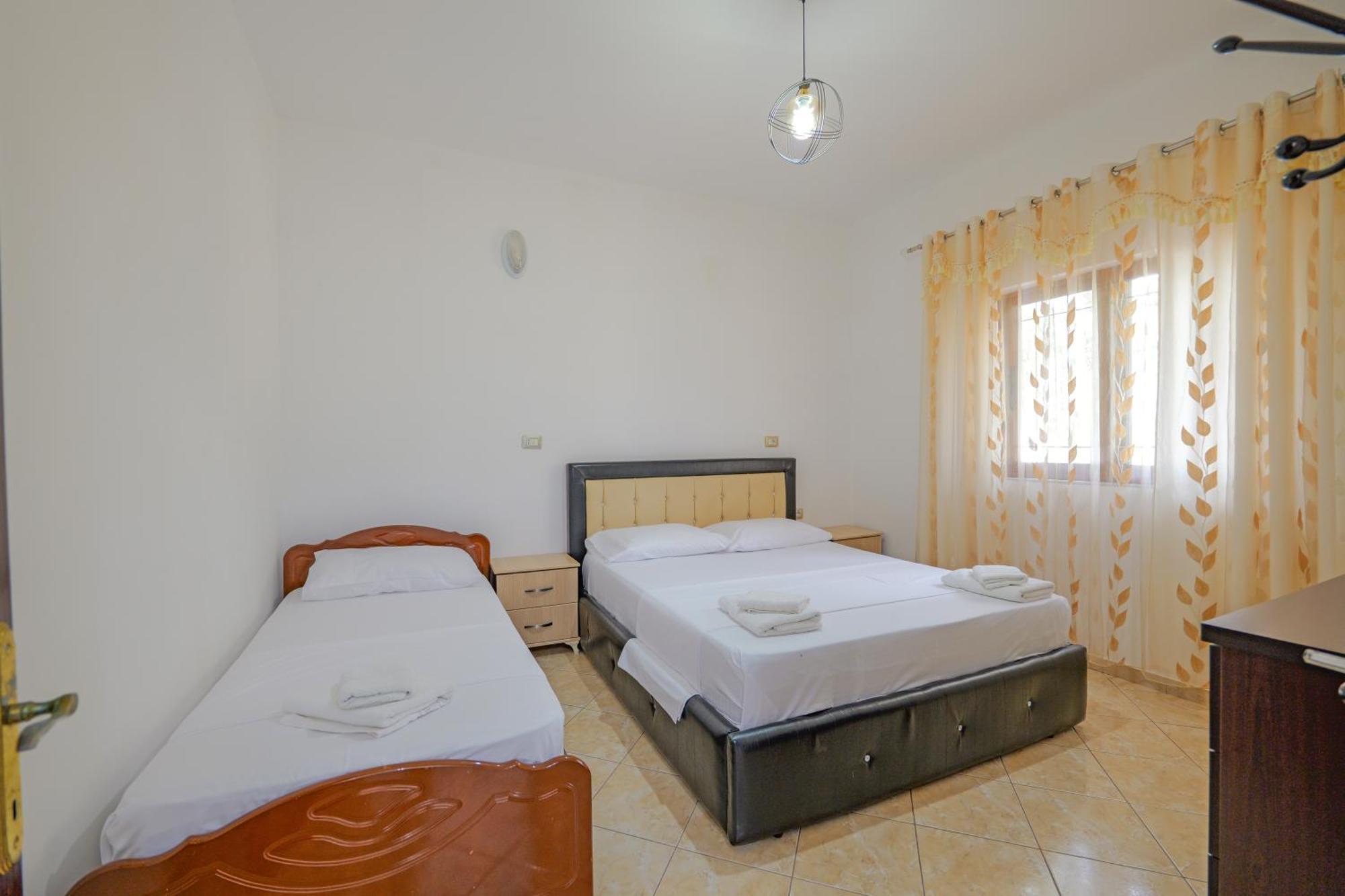 Brahimi Guest House Ksamil Exterior photo