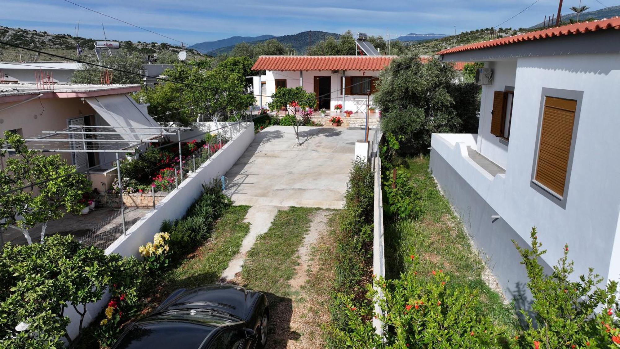 Brahimi Guest House Ksamil Exterior photo